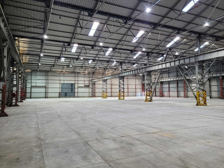To Let Commercial Property for Rent in Maitland Western Cape